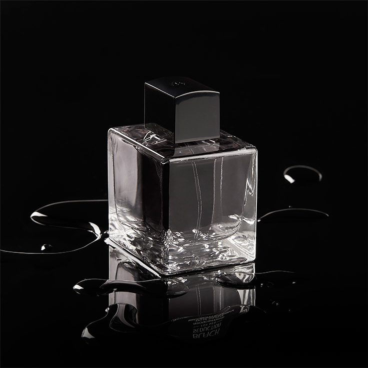 SEDUCTION IN BLACK EAU DE TOILETTE 