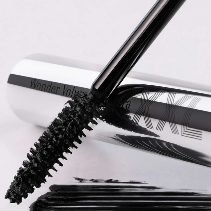 WONDER VOLUME MASCARA XXL 01