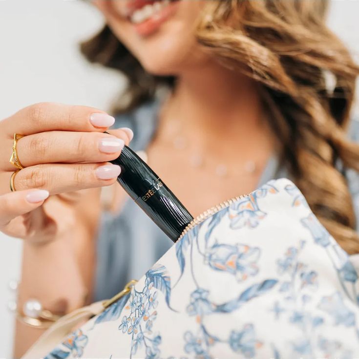 SET ESTÉE LAUDER X STEPHANIE SAFIE - SUPERCHARGED ESSENTIALS
